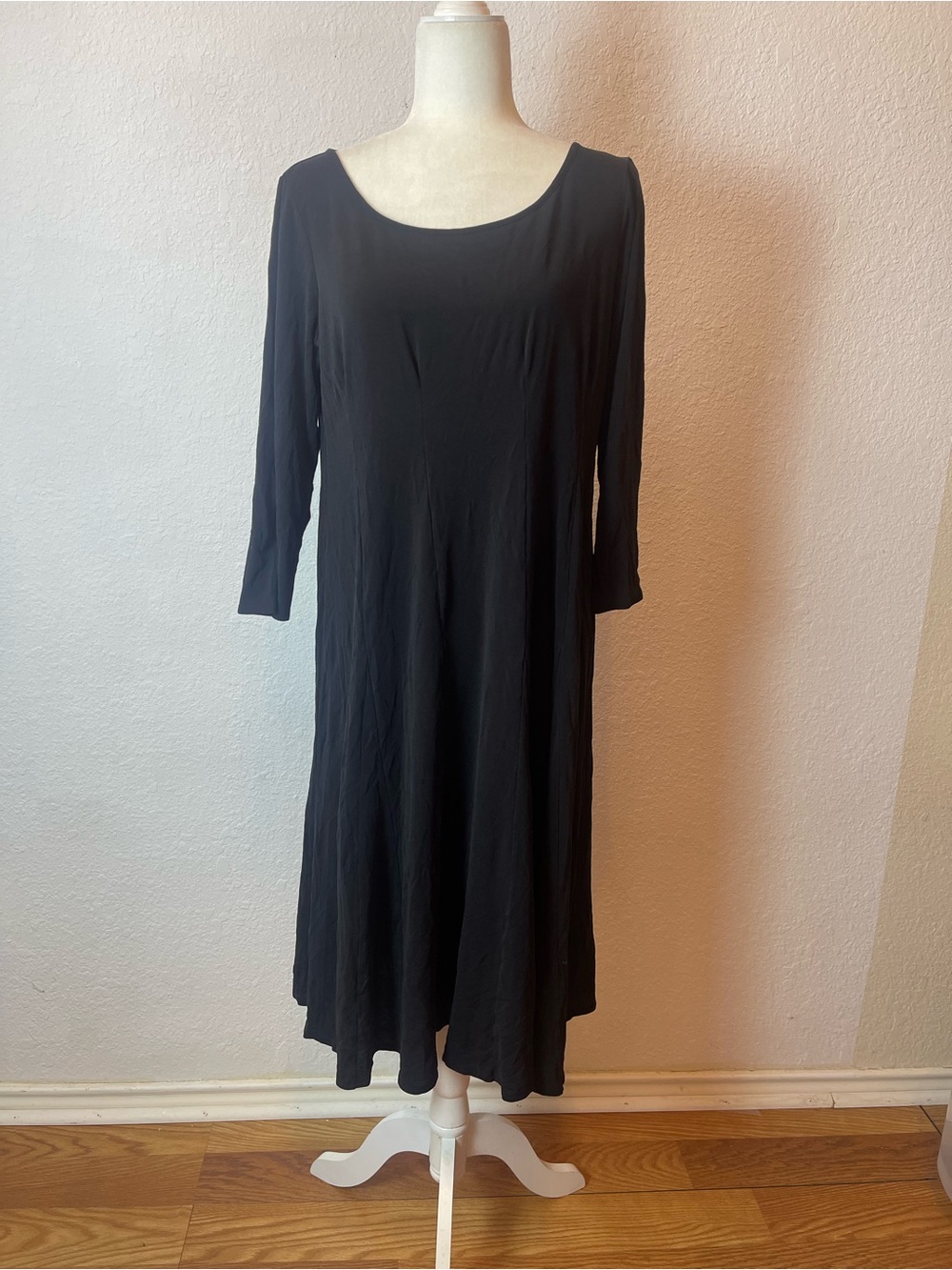 EILEEN FISHER 100% SILk scoop neck midi dress size L